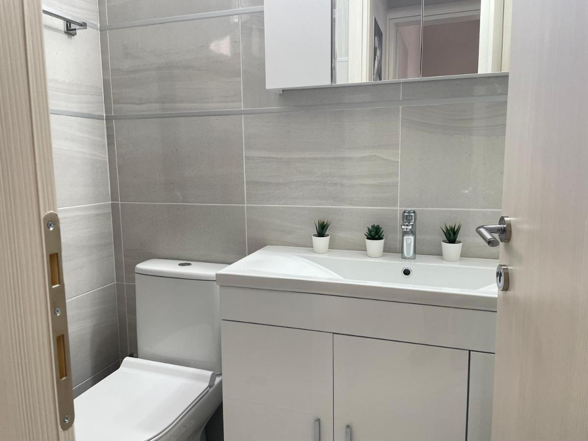 Aiginetan Apartments Aegina Ngoại thất bức ảnh