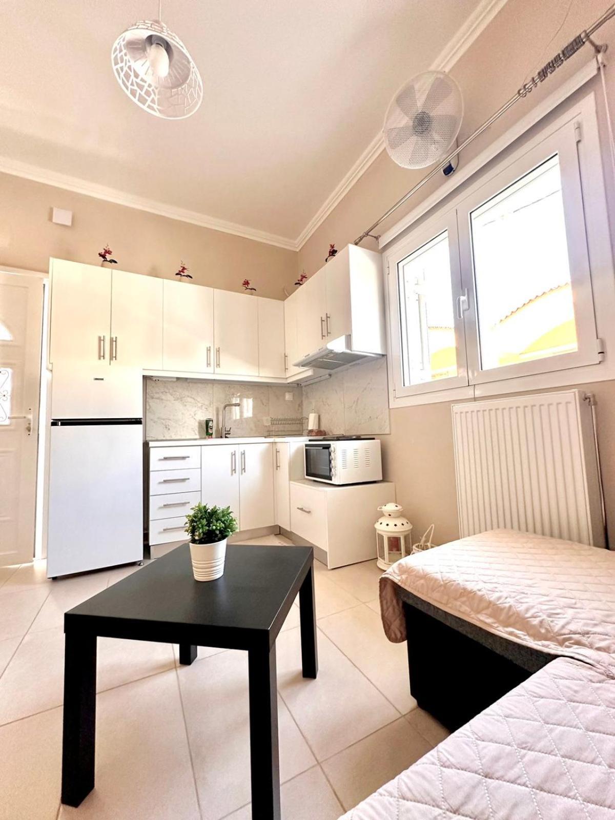 Aiginetan Apartments Aegina Ngoại thất bức ảnh