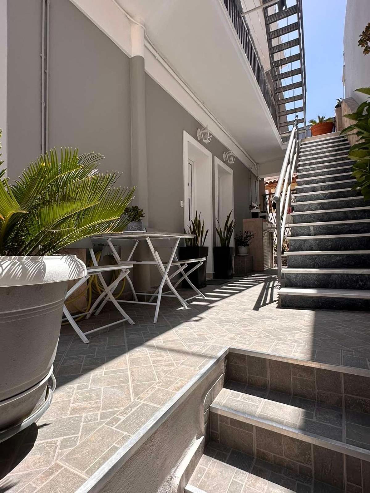Aiginetan Apartments Aegina Ngoại thất bức ảnh